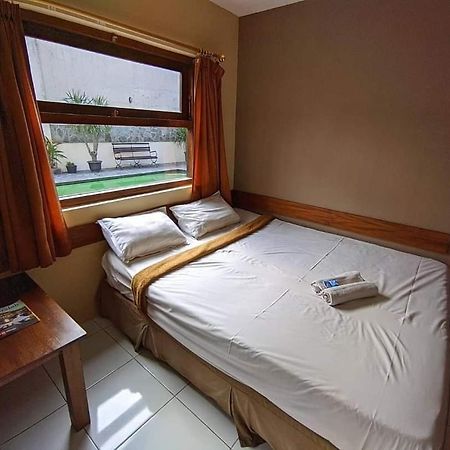 Guest House Teras Solo Syariah المظهر الخارجي الصورة